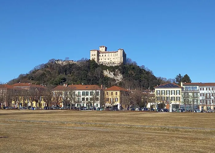 La Casa Di Lillo * Angera